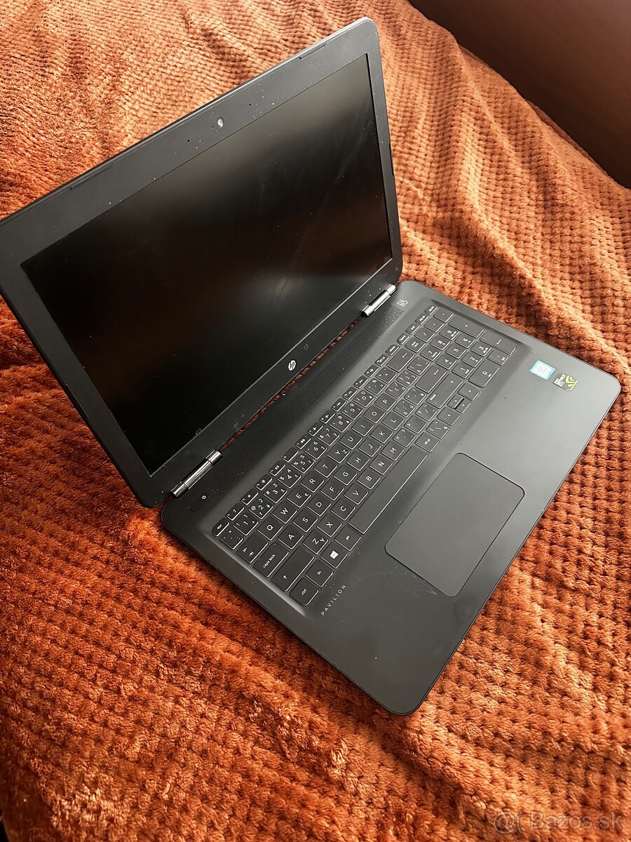 Herný Notebook (GTX 1050 4GB, i5-8300H, 1TB)