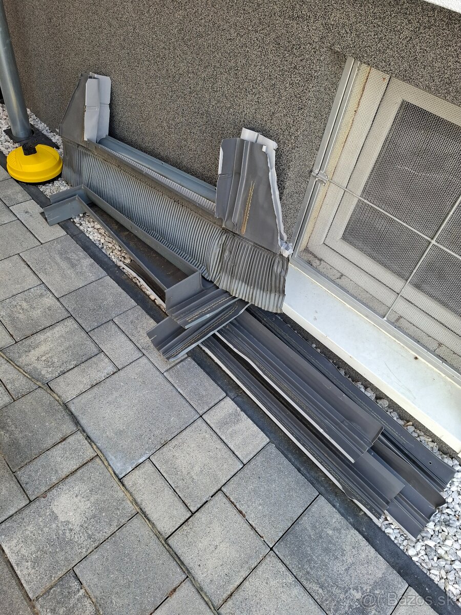 Predam lemovanie strešného okná