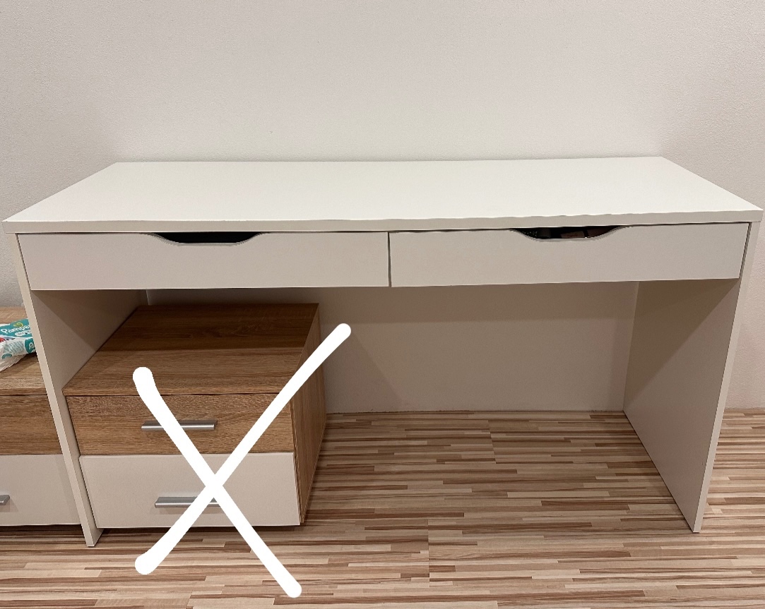 Predám stôl písací , kozmetický