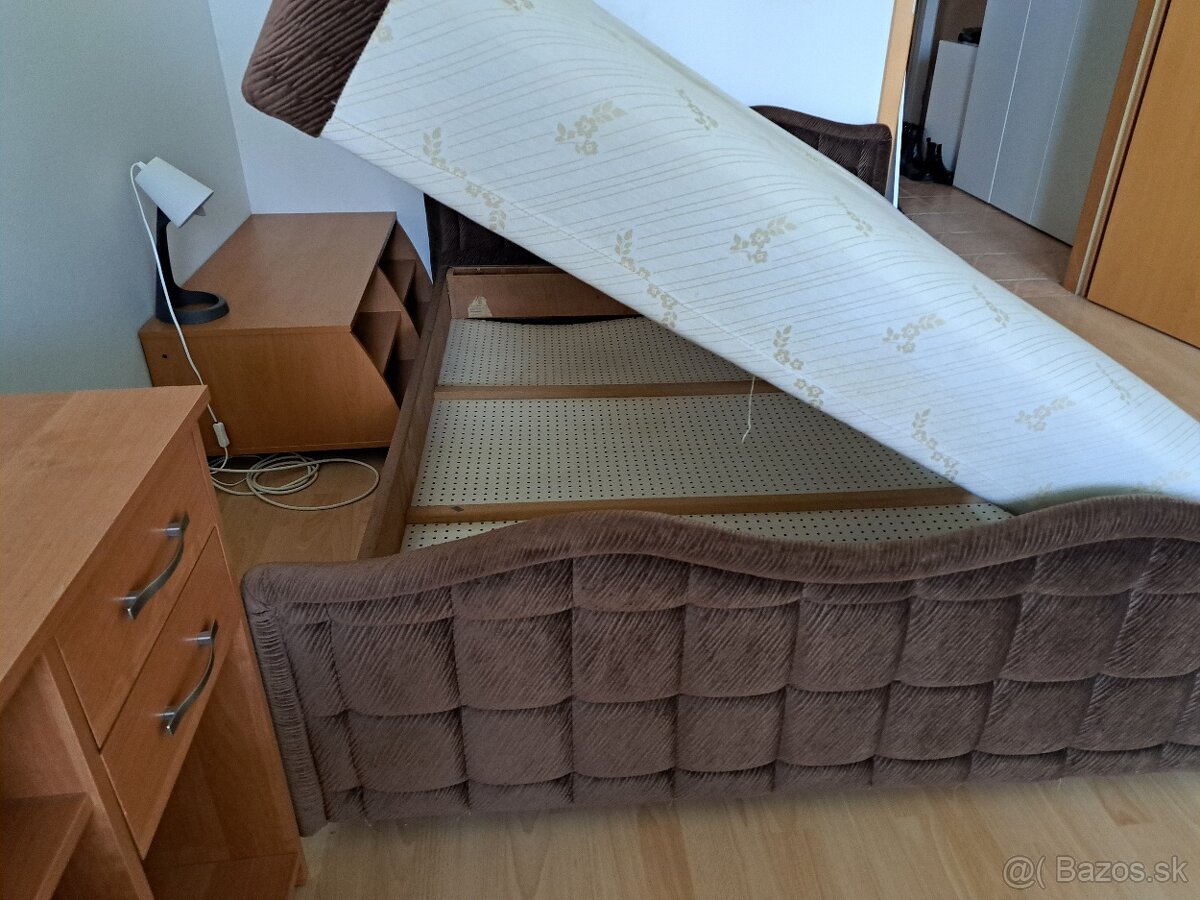 Manželská posteľ s úložným priestorom _za odvoz