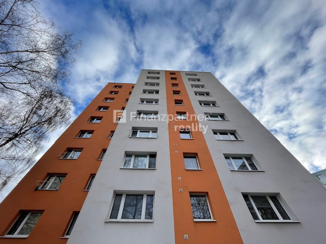 Expresný kompletný nádherný a veľký 1izb byt na S3 (F681-111