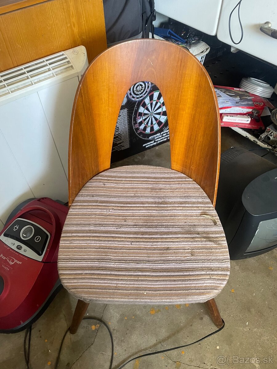 Stará retro stolička
