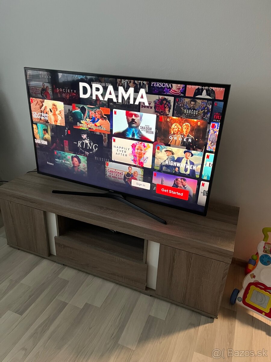 TV Samsung UE55KU6072U