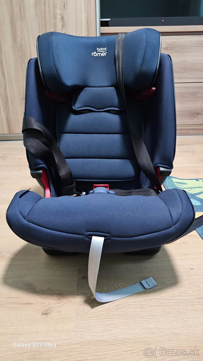 BRITAX RÖMER ADVANSAFIX IV