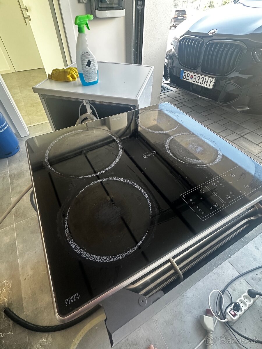 Whirpool AKM950