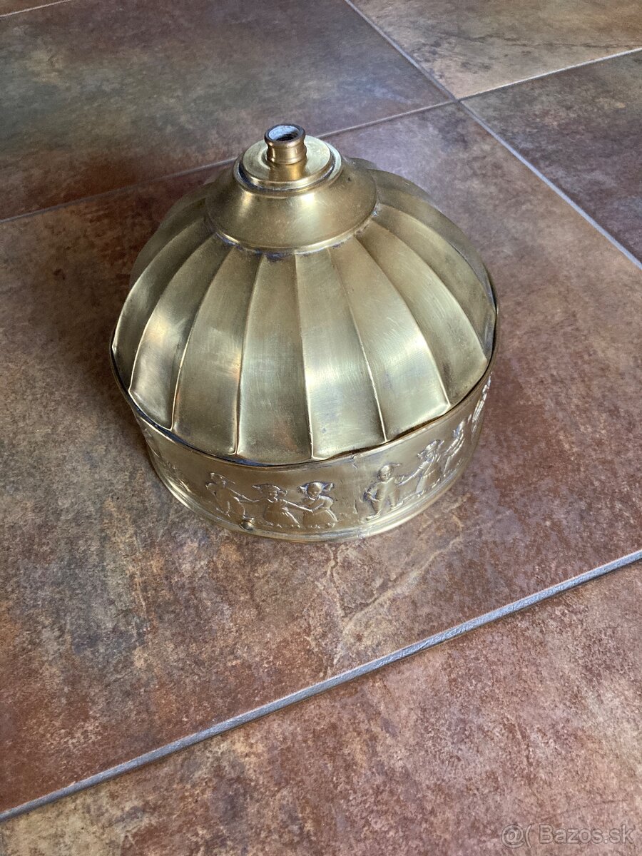 Predám starú mosadznú lampu