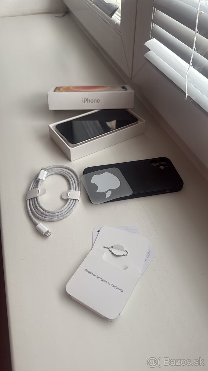 Predám iPhone 12 mini 128 GB – biely, výborný stav