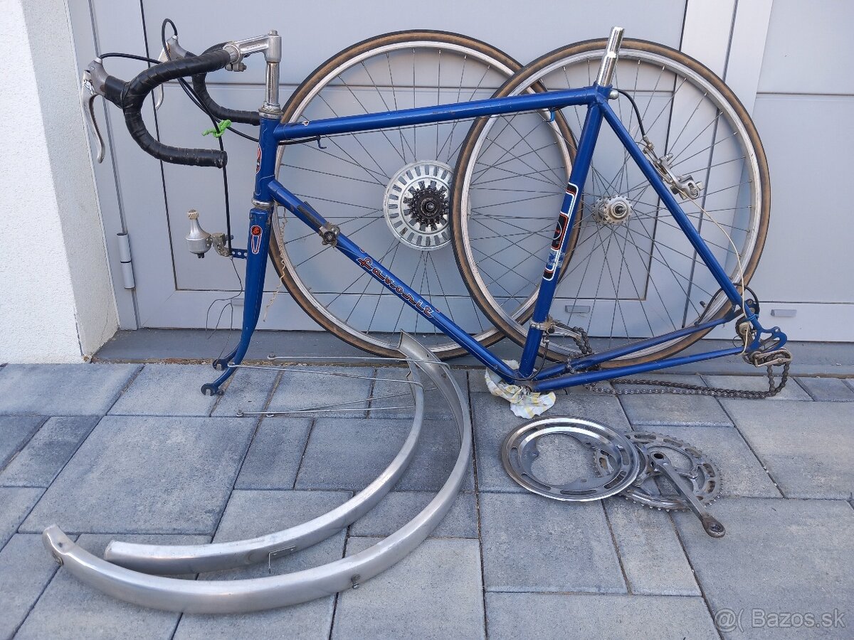 Predám bicykel Favorit-diely