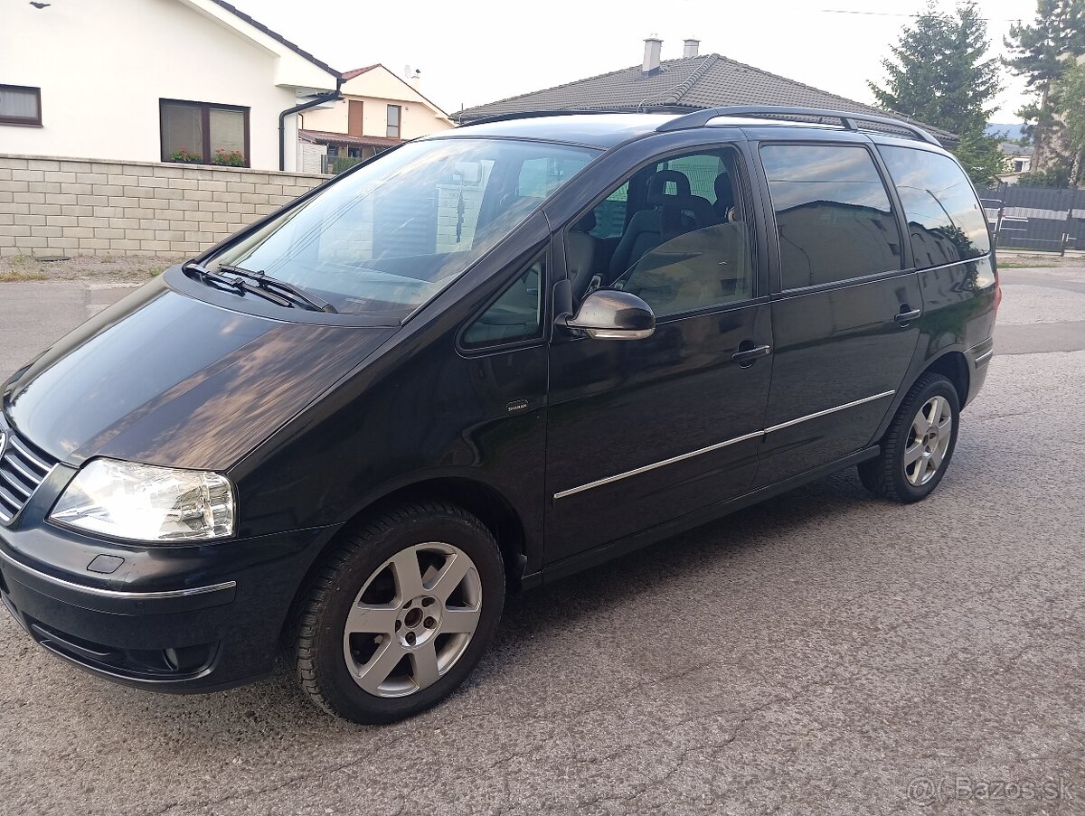 Volkswagen Sharan Facelift 1.9 TDI 96kw rok 2006
