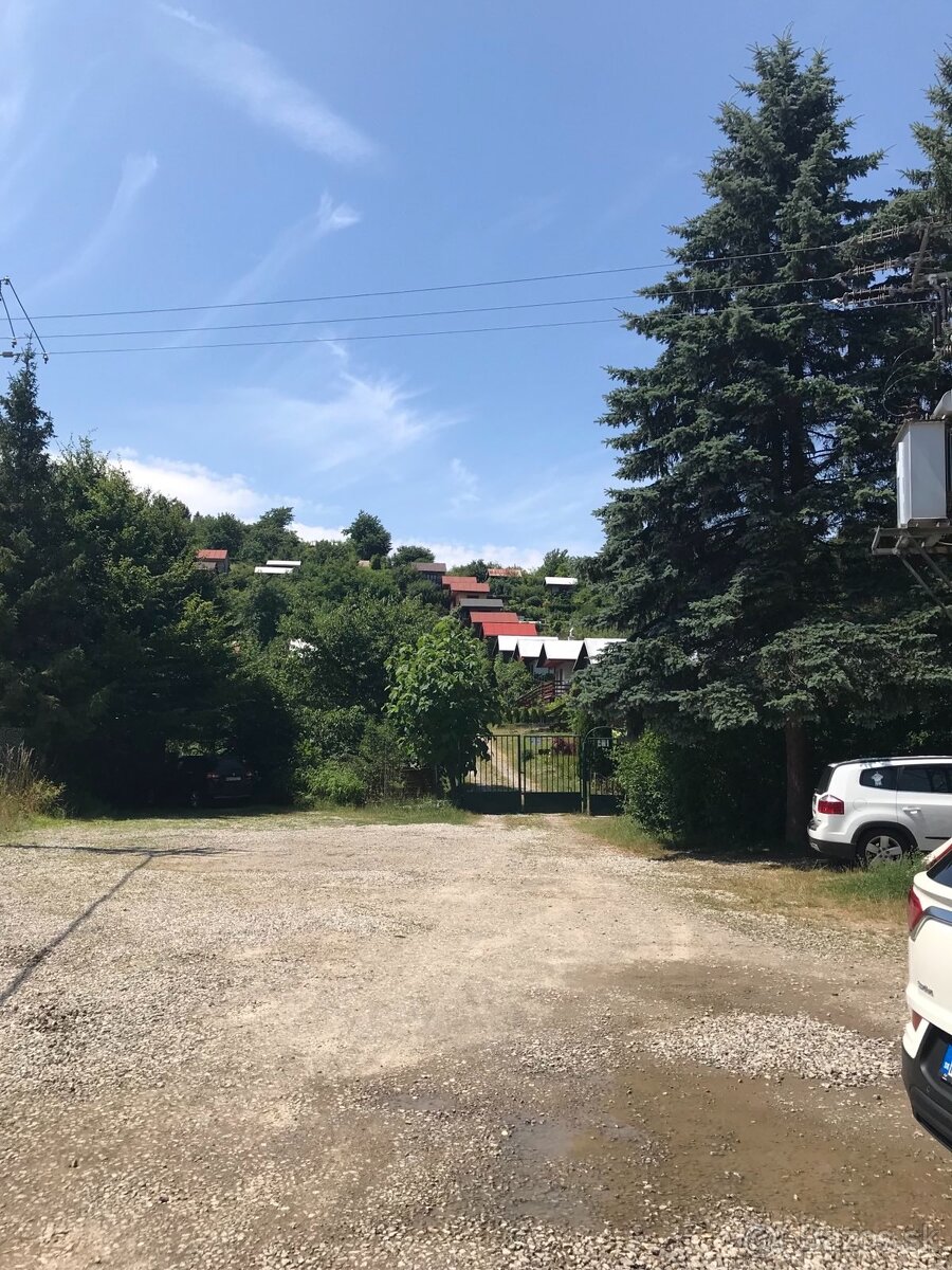 Predám záhradku s chatkou