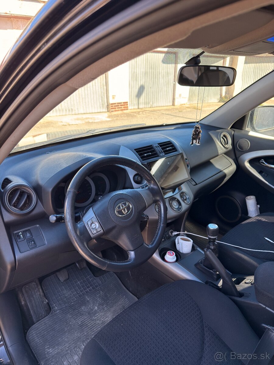 toyota rav4 2009