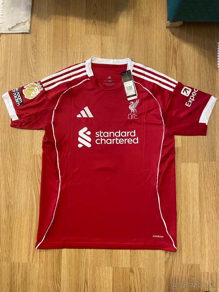 Liverpool dres Isak 9 – veľkosť L – nový so štítkami