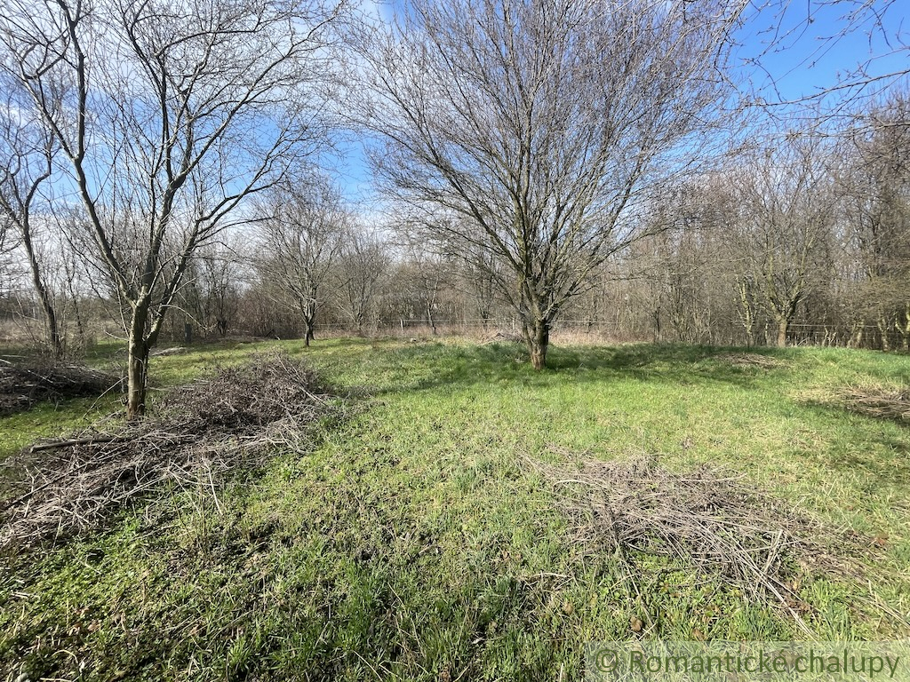 Priestranný pozemok na výstavbu rekreačnej nehnuteľnosti