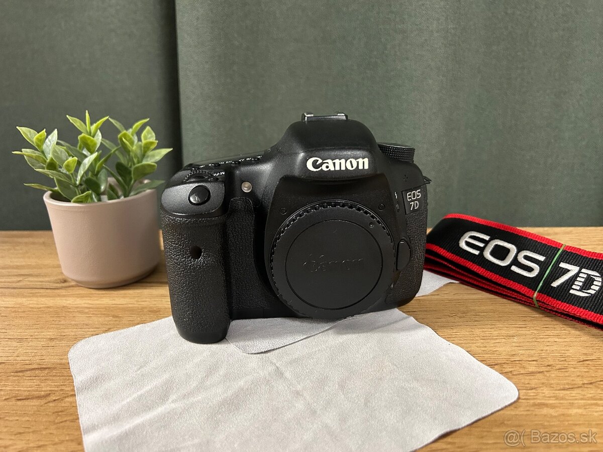 Canon 7D (top stav)