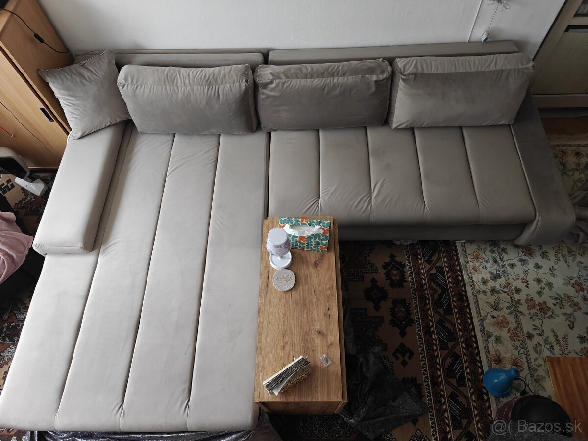 Veľká rozkladacia sedacia súprava