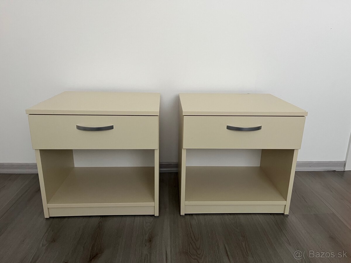 Nočné stolíky