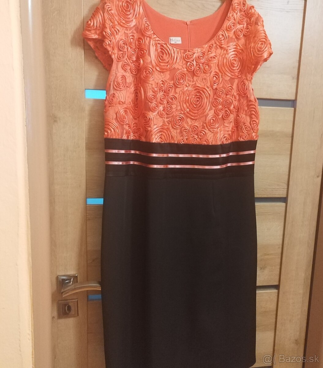 Šaty velk.48