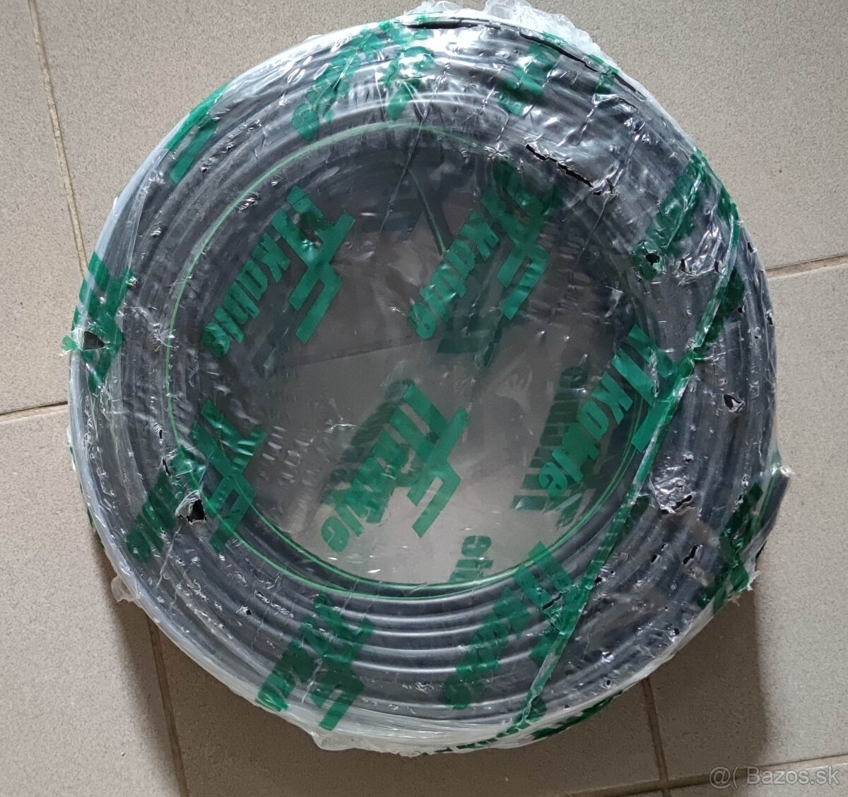 Kabel 3x2,5 cyky 3x2.5mm 100m zásuvkovy kabel