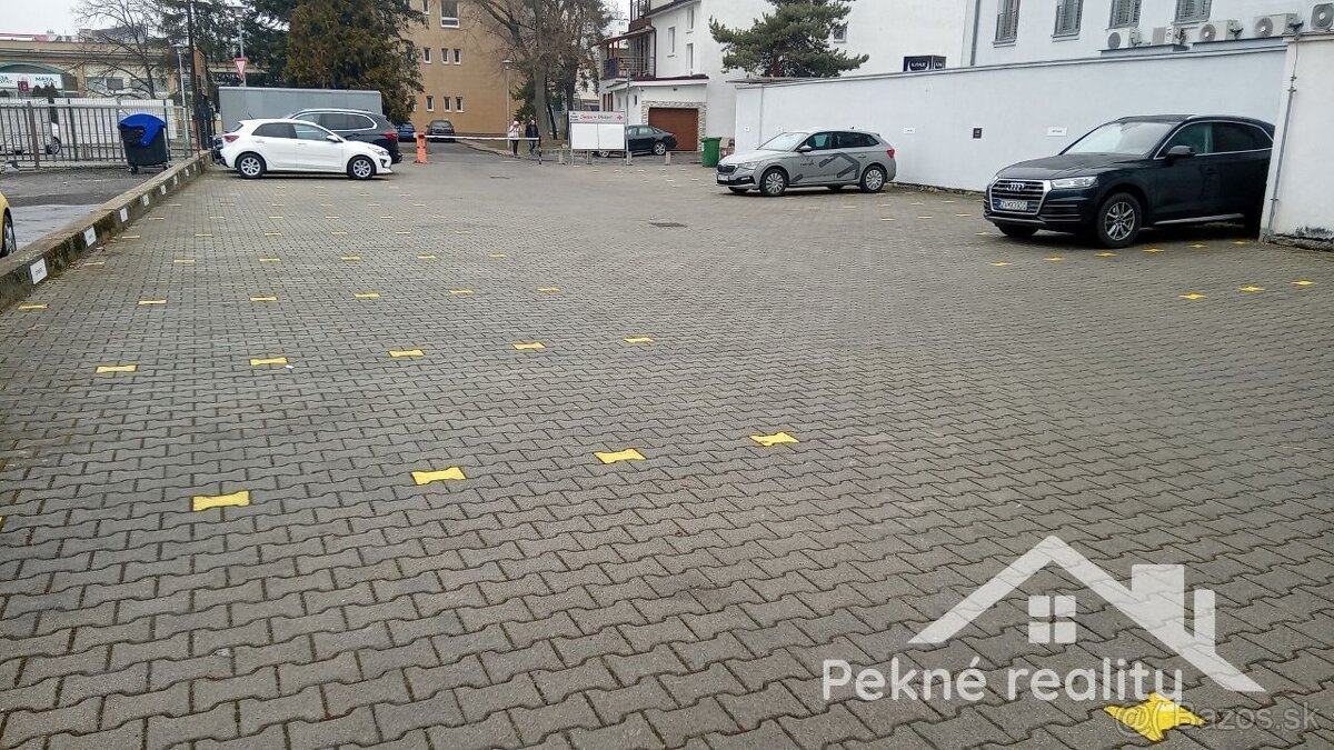 Parkovacie miesta na prenájom Zvolen - centrum