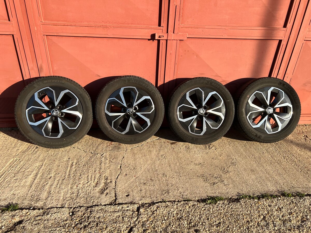 Skoda 5x100 R16 6J ET38 Hoedus