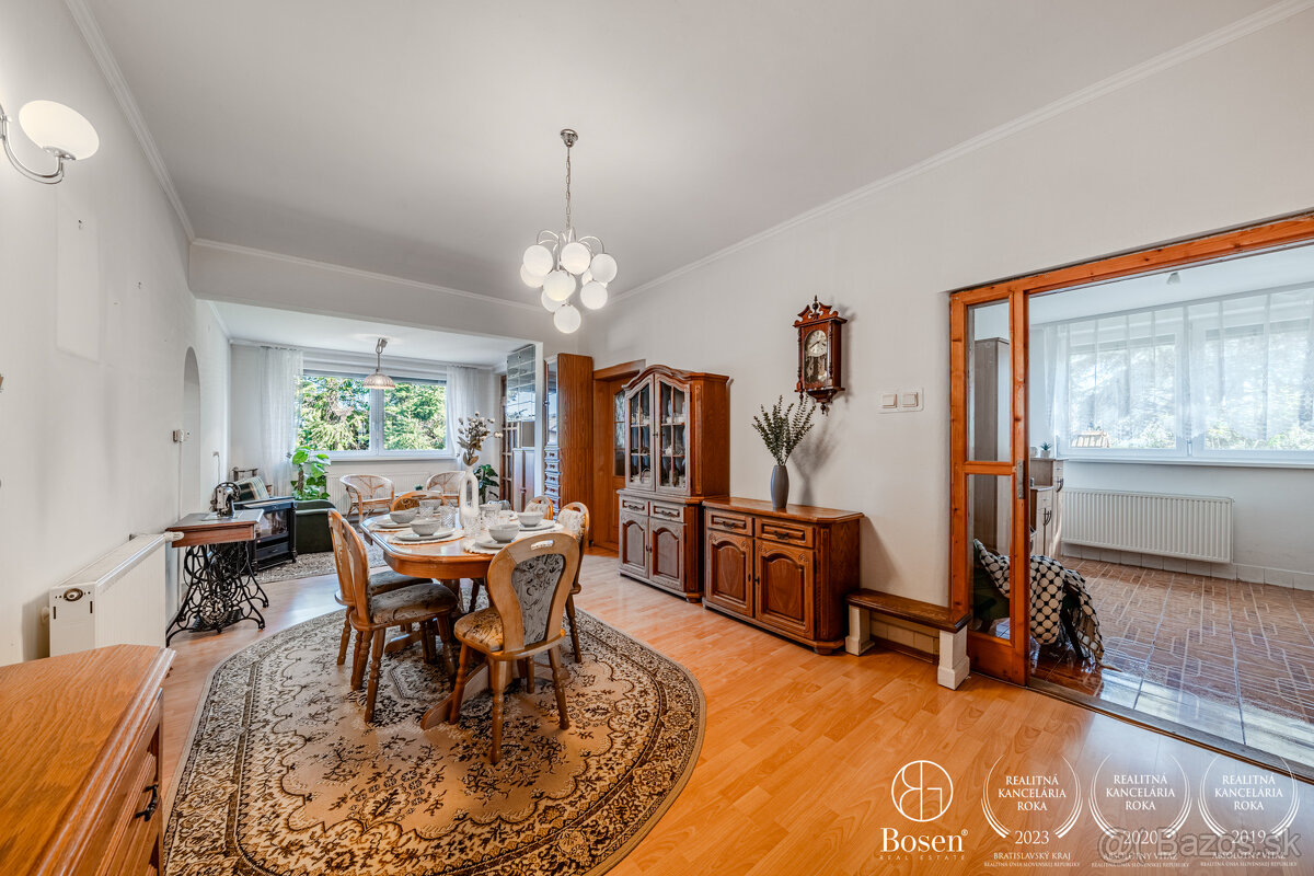 BOSEN | Starší RD s veľkou záhradou o výmere 5030 m2