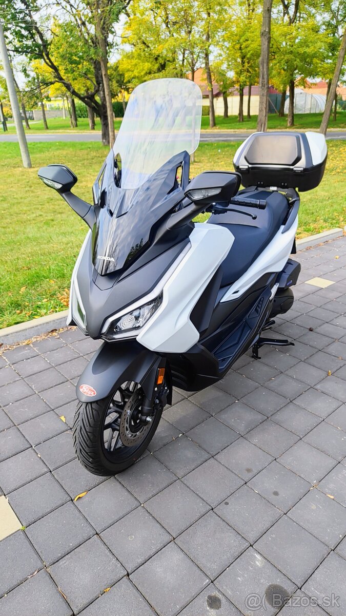 Predám Honda Forza 125