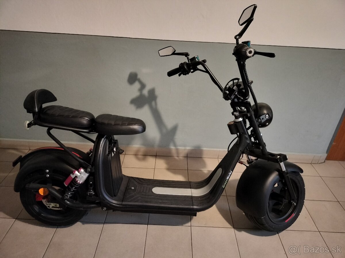 predam elektricku kolobezku/ skuter,harley,