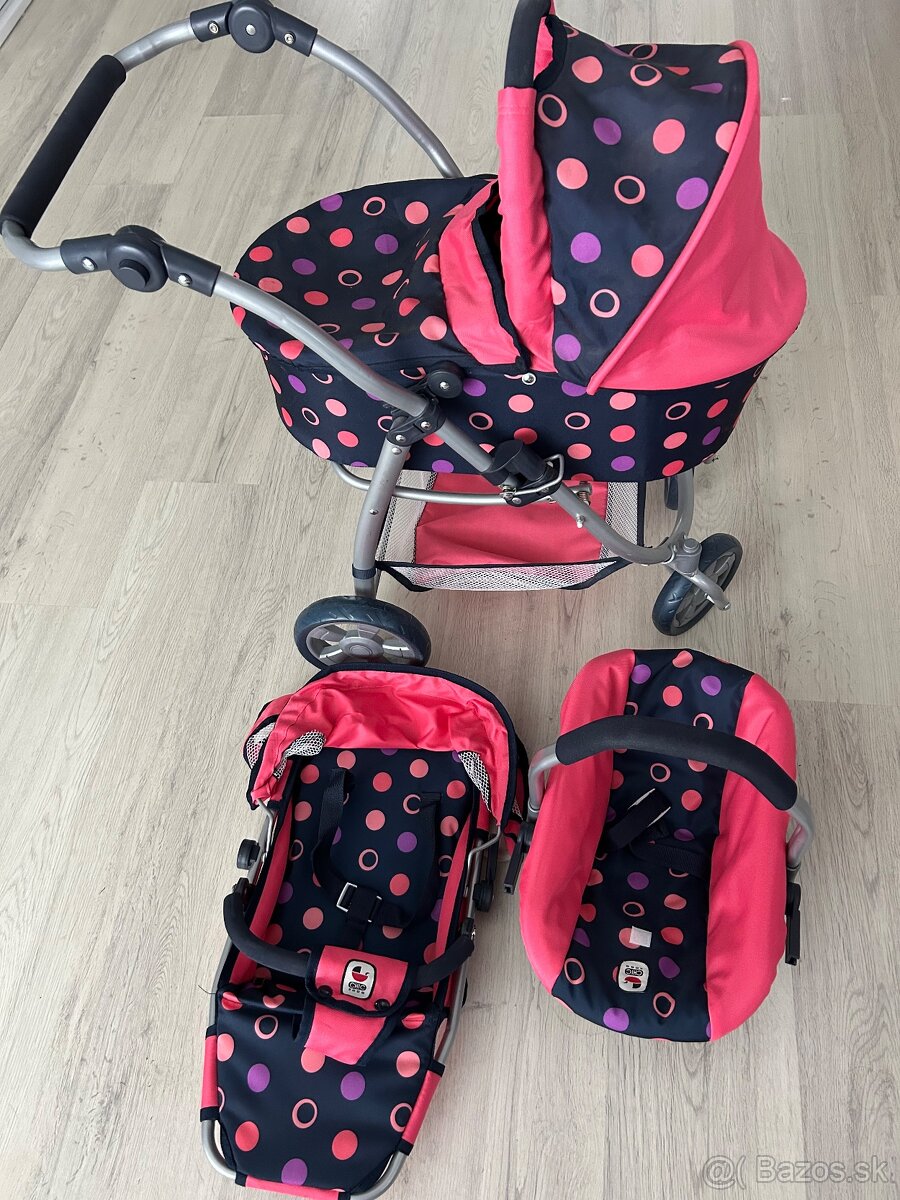 Kočík pre bábiky