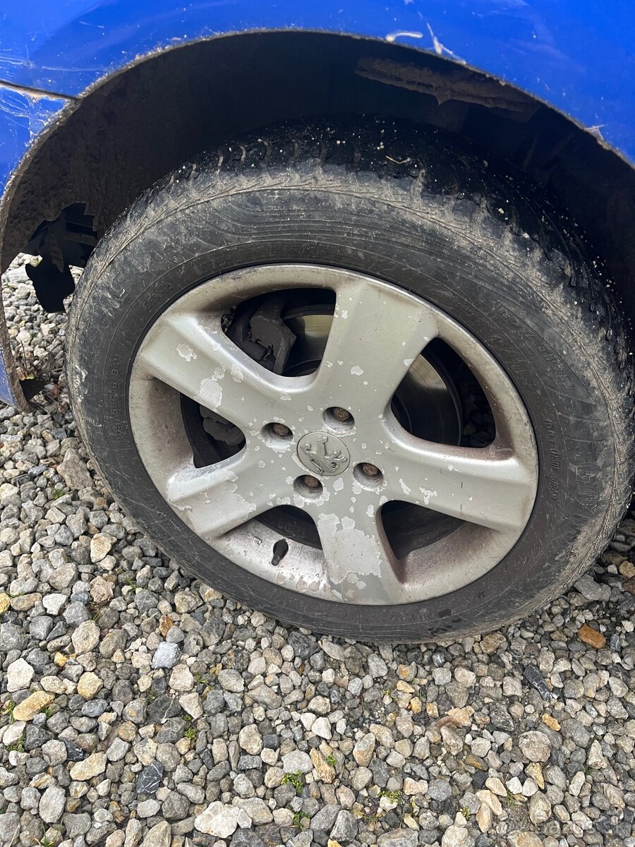 Disky + zimné pneumatiky 205/55/16