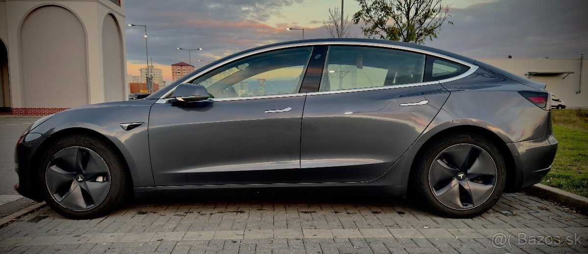 Tesla model 3 AWD Long Range 75 kWh 2020