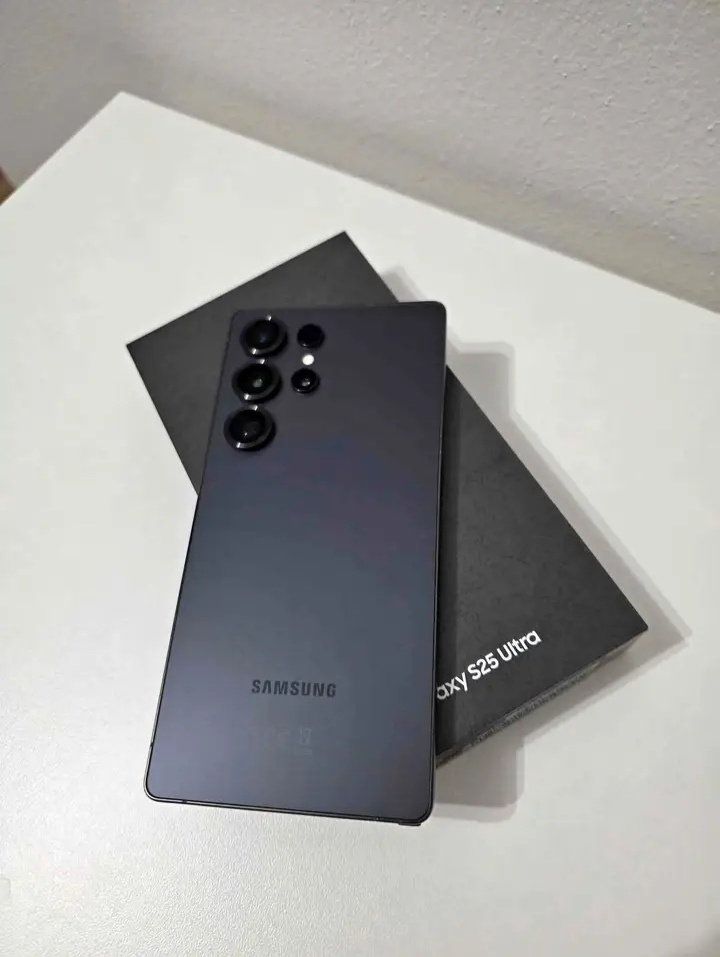 Samsung Galaxy S25 Ultra 12/512GB