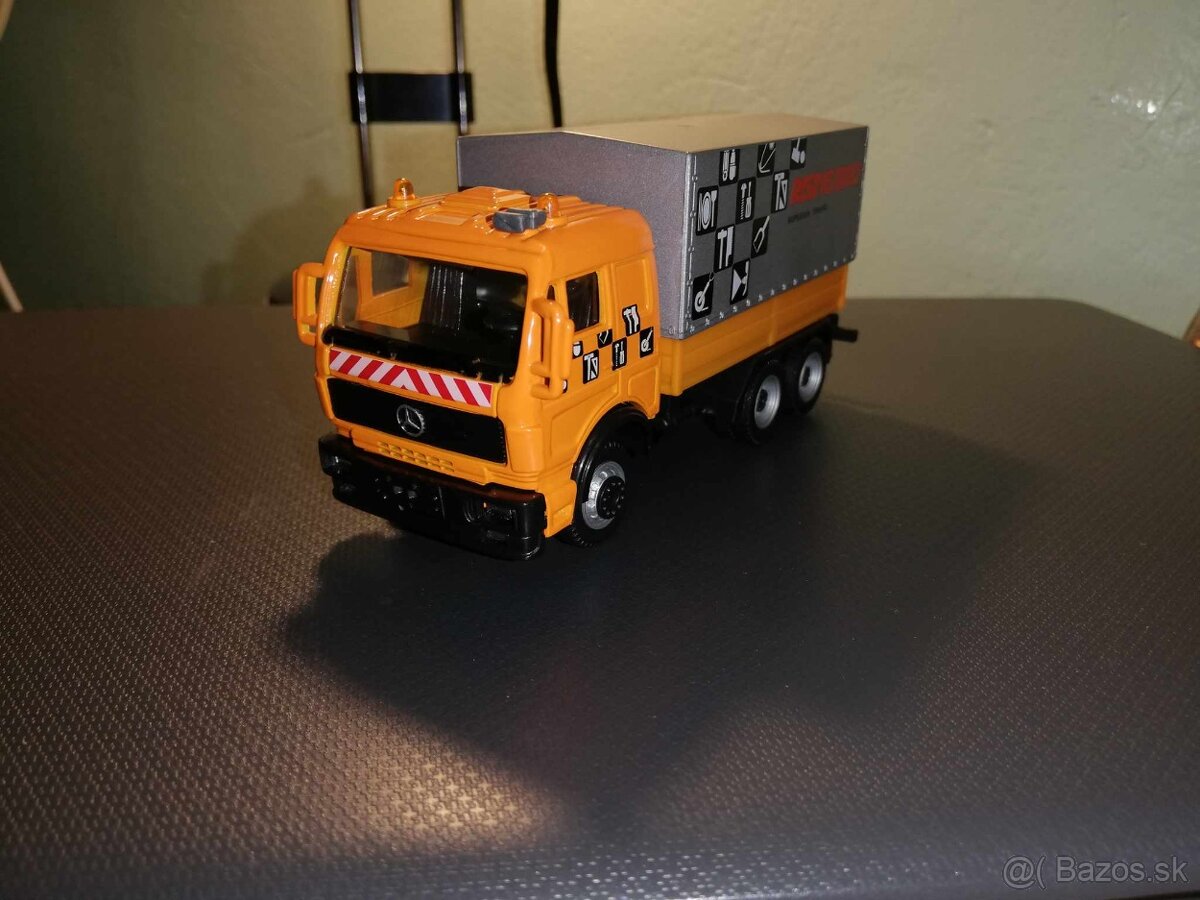 Predám kamión maket 1/43