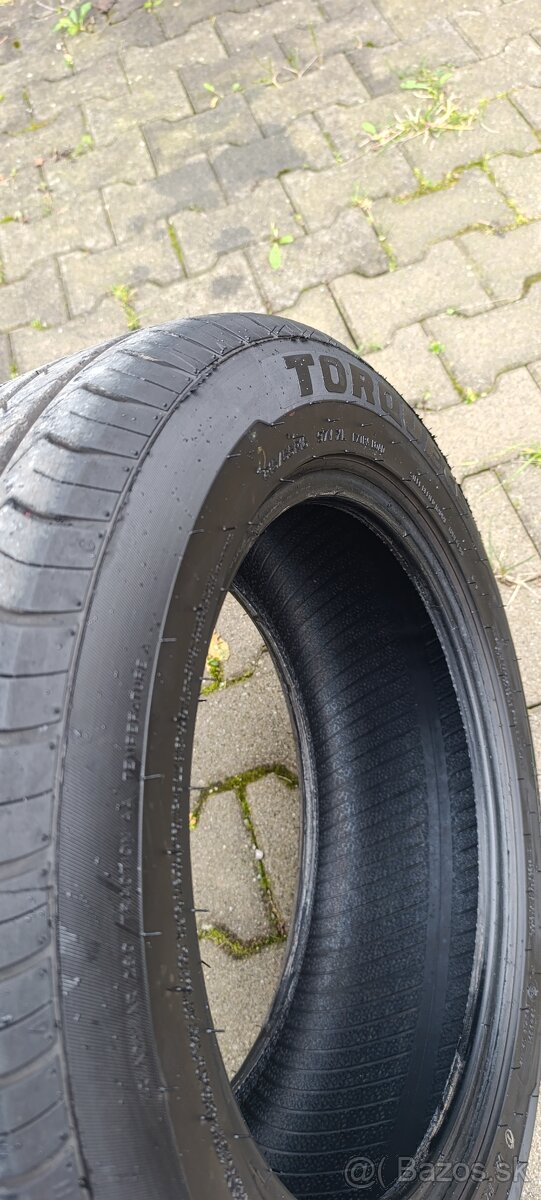 Letné pneu 215/55/16 2024