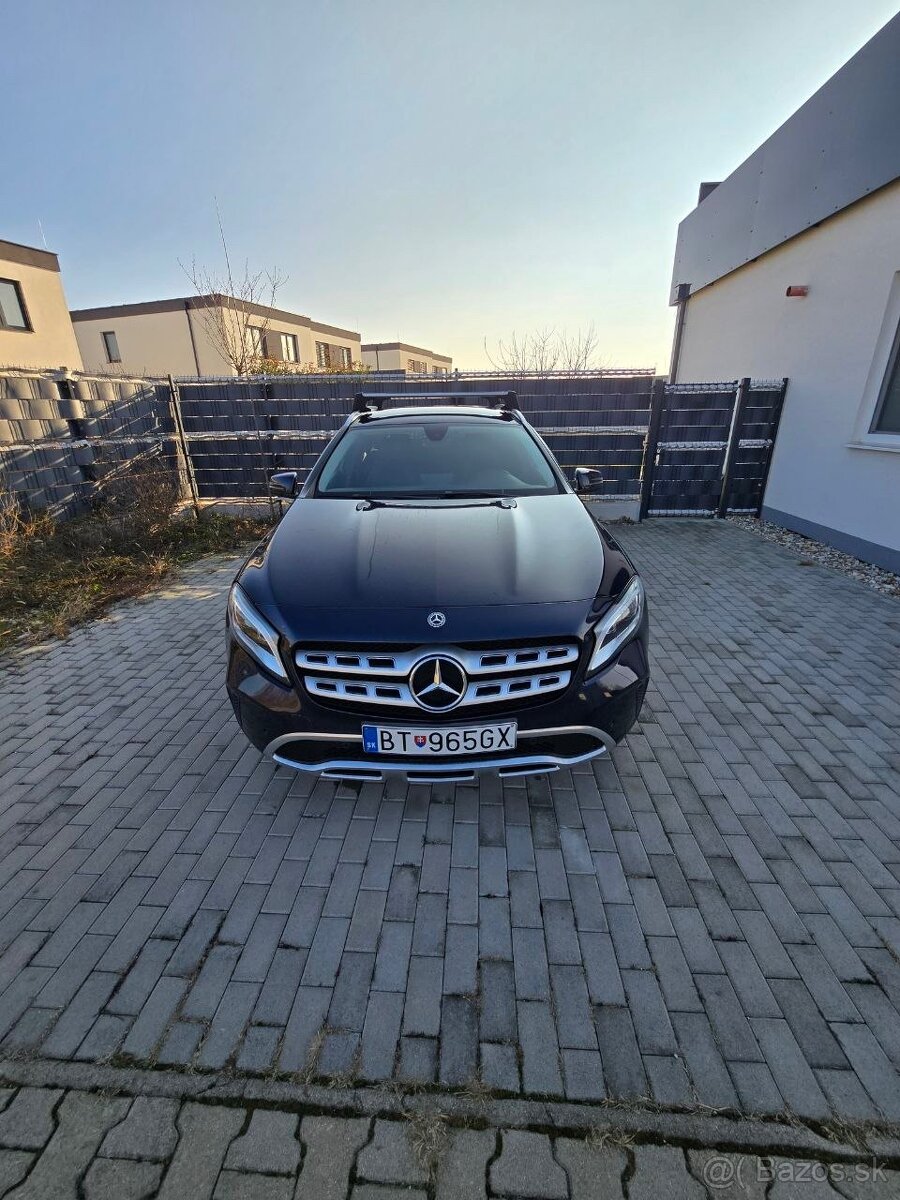Mercedes-Benz GLA 220 X156 2018 rok