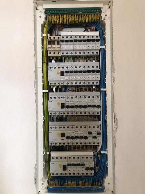 Elektrikárske práce – spoľahlivo a za rozumnú cenu