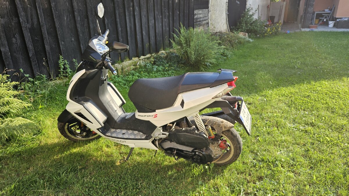 REZERVOVANÉ Predám Peugeot Speedfight 125ccm