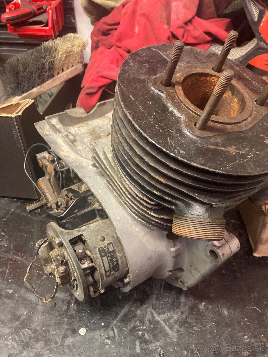 Predám polomotor cz 175 450