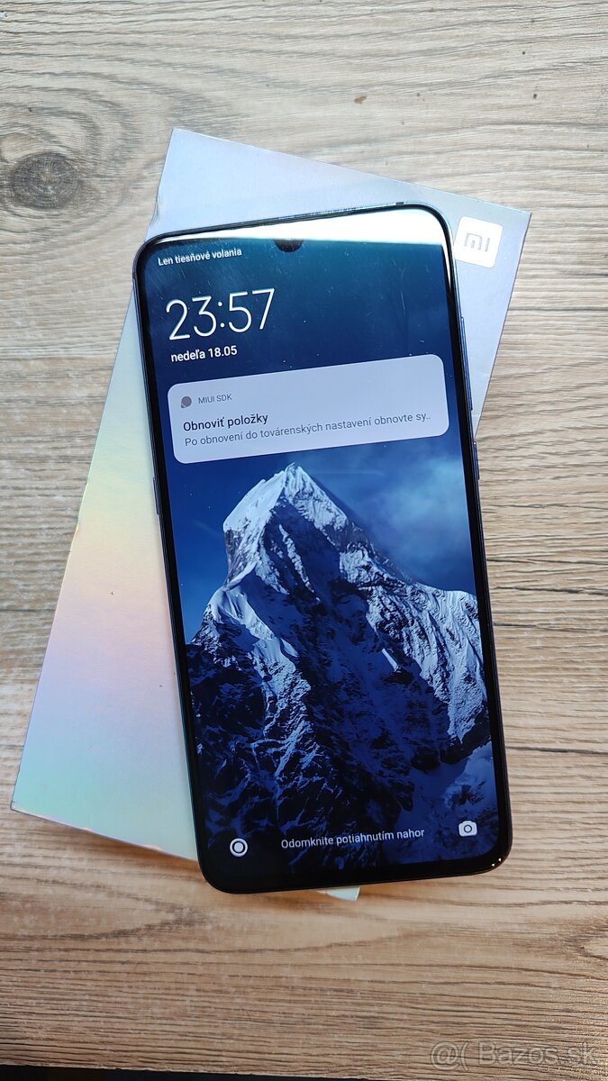 Predám Xiaomi MI9 64GB s úplne novou batériou