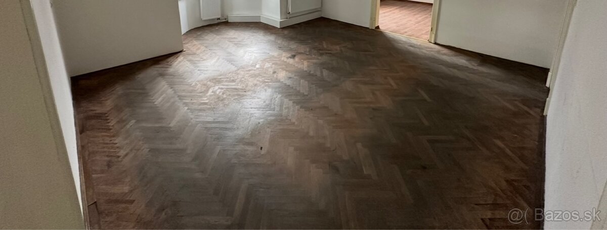 Predám 120 m² pravých dubových parkiet