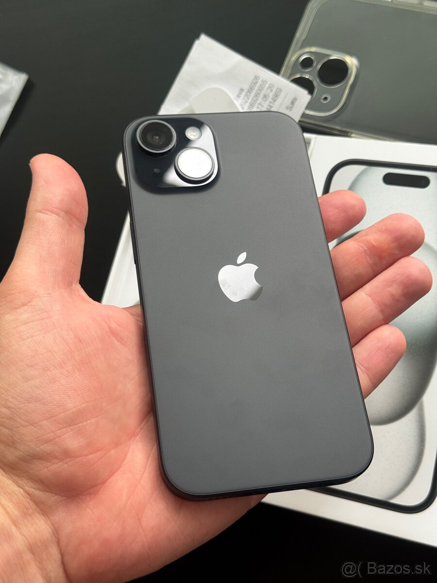iPhone 15 128GB Black | Top stav