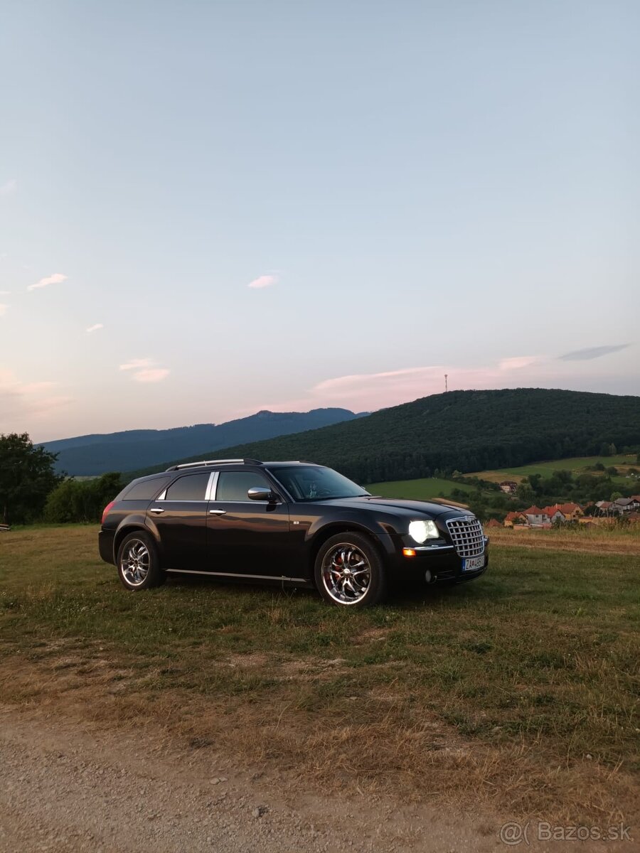 Chrysler 300c Touring