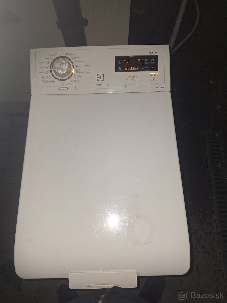 Práčka Electrolux – plne funkčná, zhora plnená