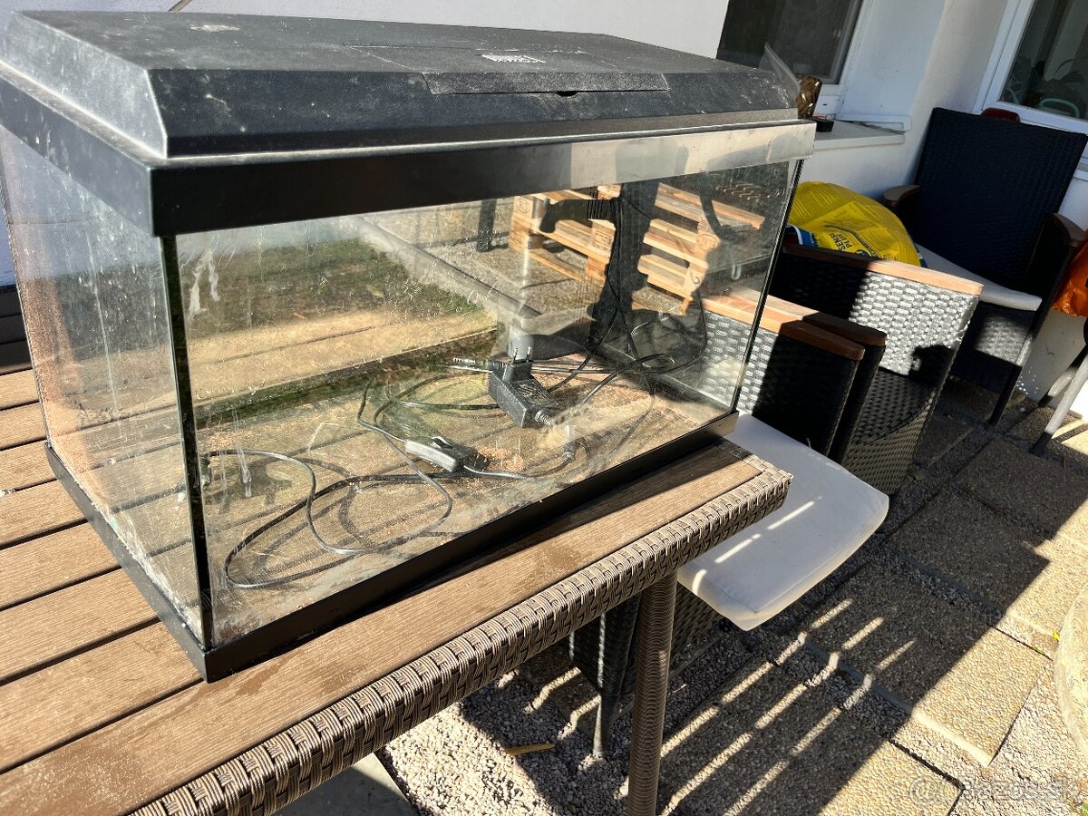 🐟 Akváriový set Juwel Primo 60 LED, čierny