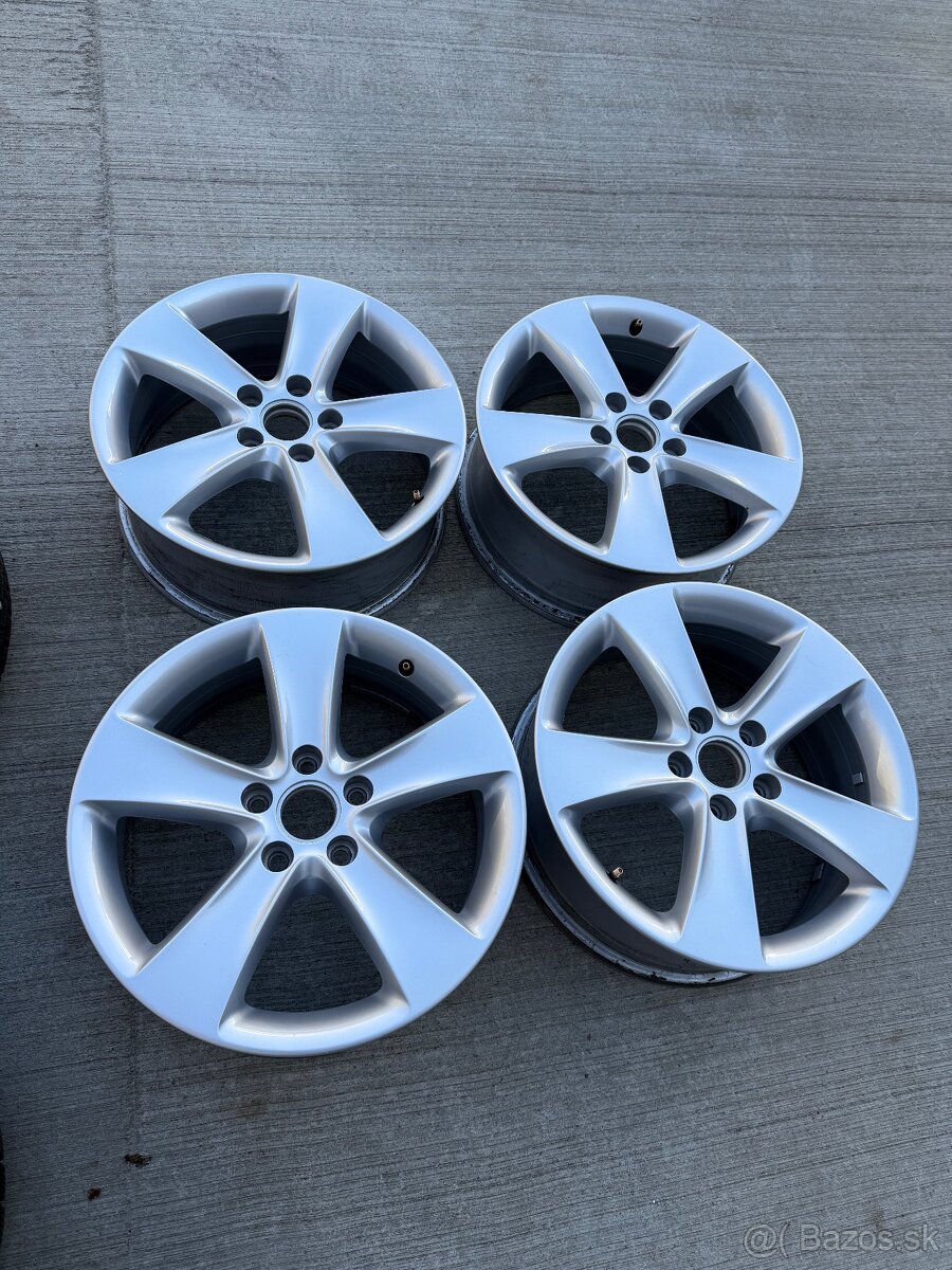 R17 5x112
