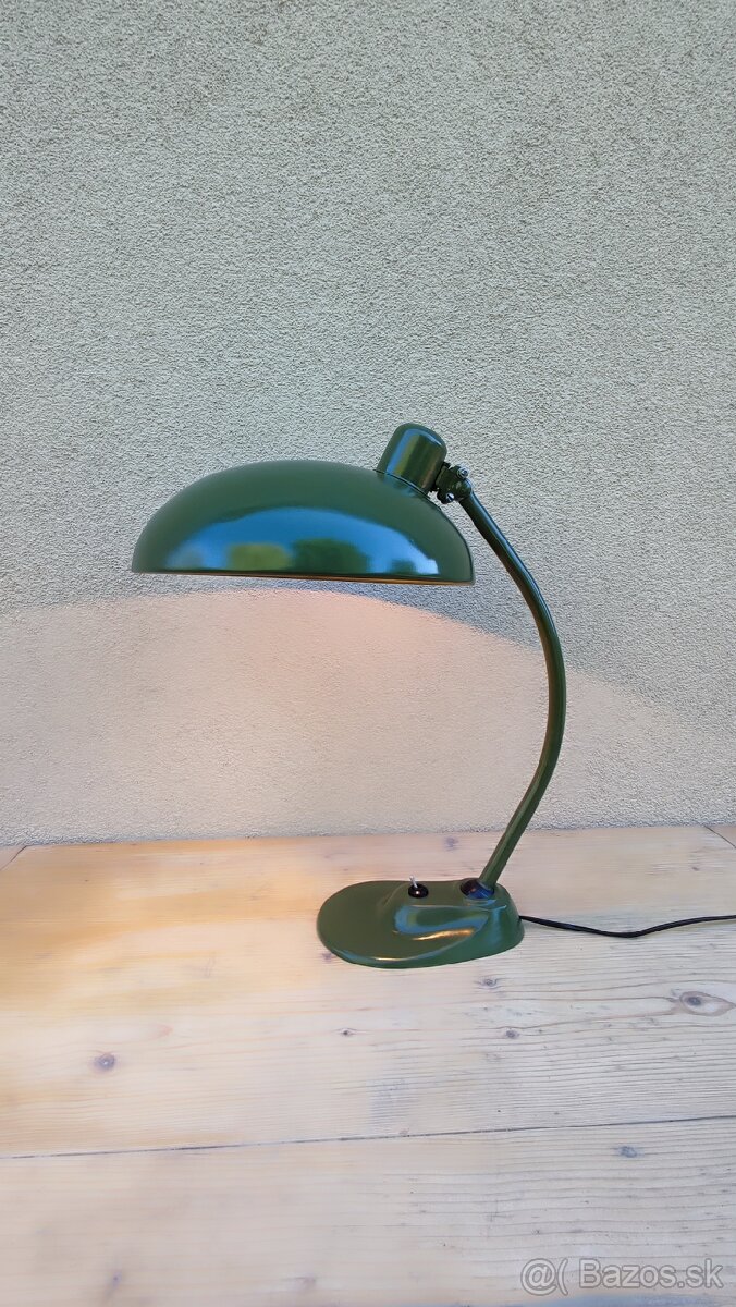 Bauhaus stolná lampa