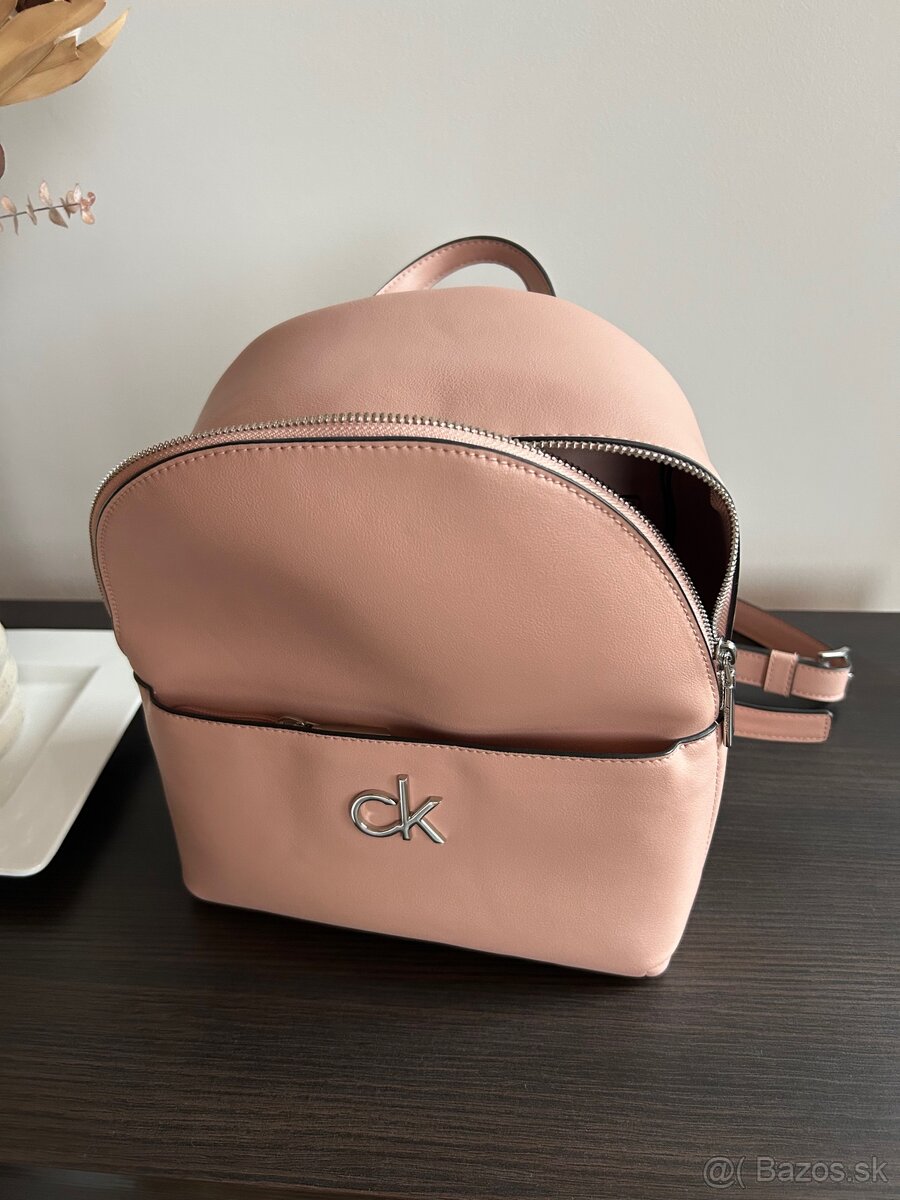 Dámsky batoh Calvin Klein
