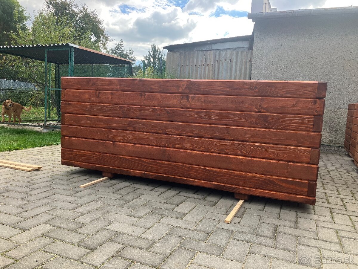 Vyvysene zahony a kvetinace