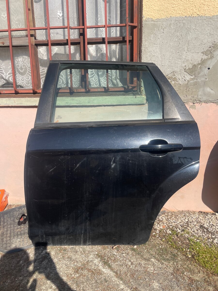 Zadné ľavé dvere Ford focus kombi mk2 2005-2011