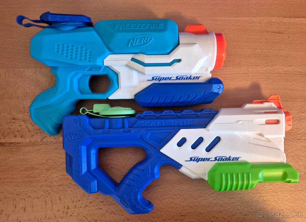 Nerf vodná pištoľ
