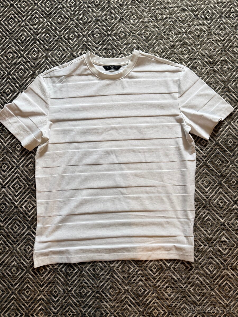 F&F Tricko panske so vzorom M